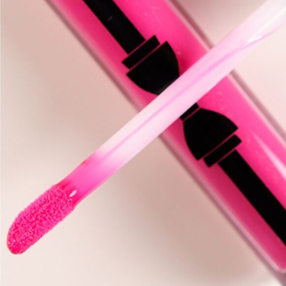 MAC LipGloss Cremesheen Glass Shade “Call me gorgeous” Pink fucshia-Discontinued - Picture 2 of 4